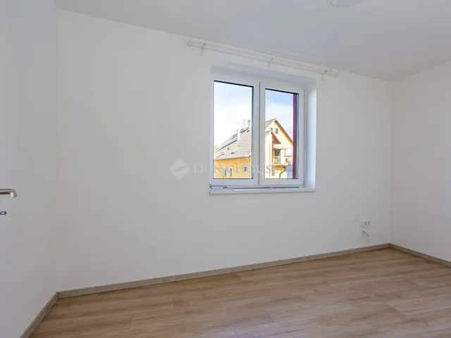 Eladó lakás Budapest XIX. kerület, Kertváros 67 nm