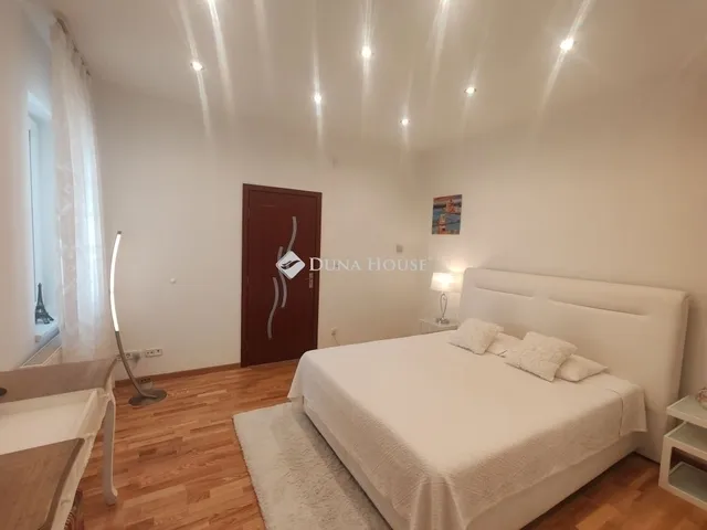 Eladó ház Budapest XV. kerület, Rákospalota 140 nm