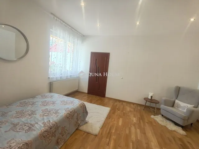 Eladó ház Budapest XV. kerület, Rákospalota 140 nm