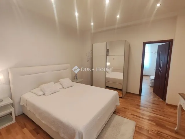 Eladó ház Budapest XV. kerület, Rákospalota 140 nm