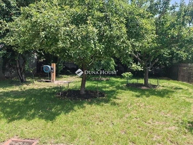 Eladó ház Budapest XV. kerület, Rákospalota 140 nm