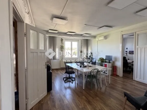 Eladó lakás Budapest II. kerület, Országút 246 nm