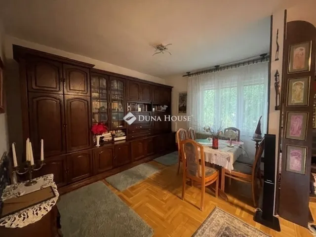 Eladó ház Budapest IV. kerület 200 nm