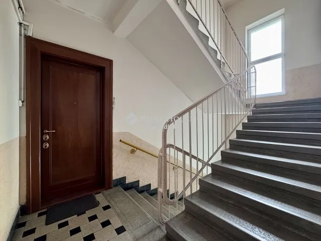 Eladó lakás Budapest XI. kerület 71 nm