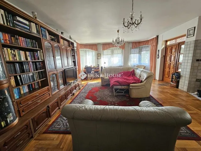 Eladó ház Budapest XVIII. kerület, Pestszentimre közp. 170 nm