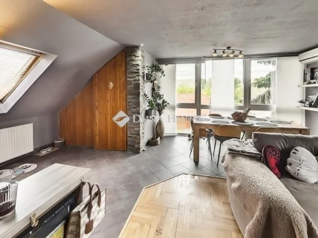 Eladó ház Fót 286 nm