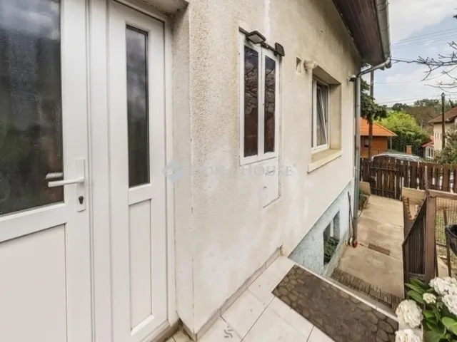 Eladó ház Fót 286 nm