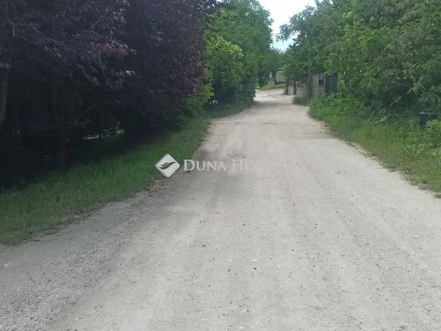 Eladó telek Érd 724 nm