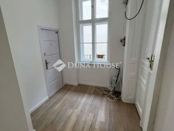 Eladó lakás Budapest IX. kerület, Belső Ferencváros 18 nm