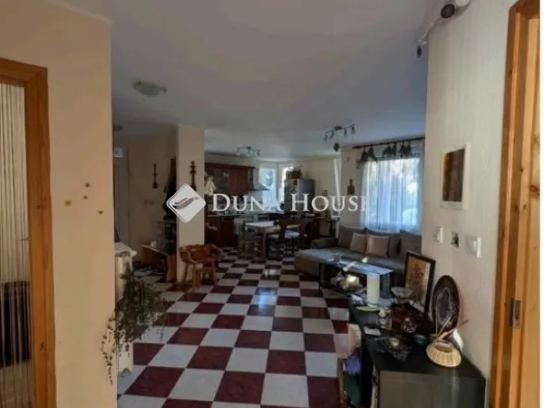 Eladó lakás Budapest XVIII. kerület, Szent Imre kertváros 78 nm