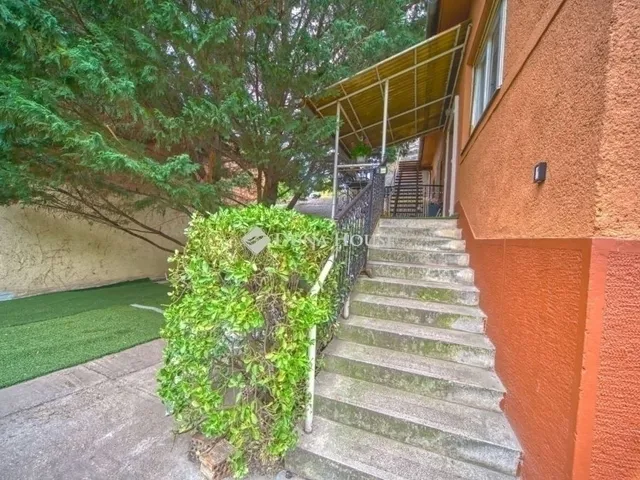 Eladó ház Budapest XIX. kerület 190 nm