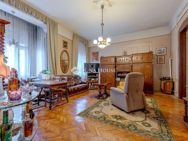 Eladó lakás Budapest II. kerület 148 nm