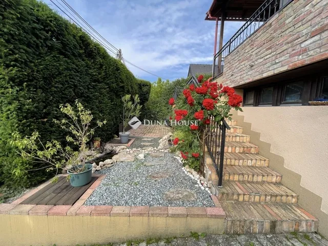 Eladó ház Budapest II. kerület, Remetekertváros 237 nm