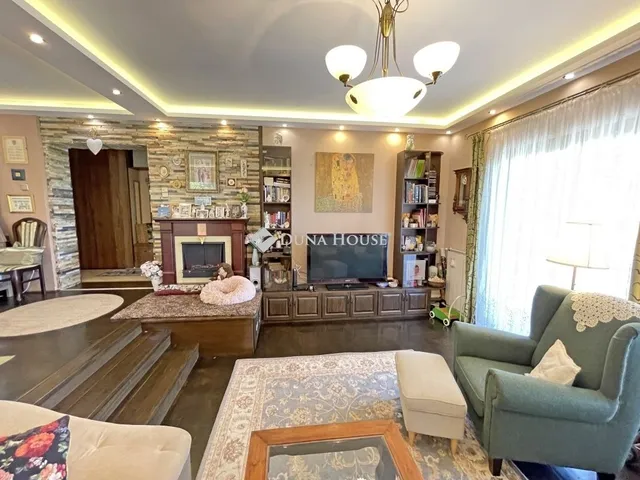 Eladó ház Budapest II. kerület, Remetekertváros 237 nm