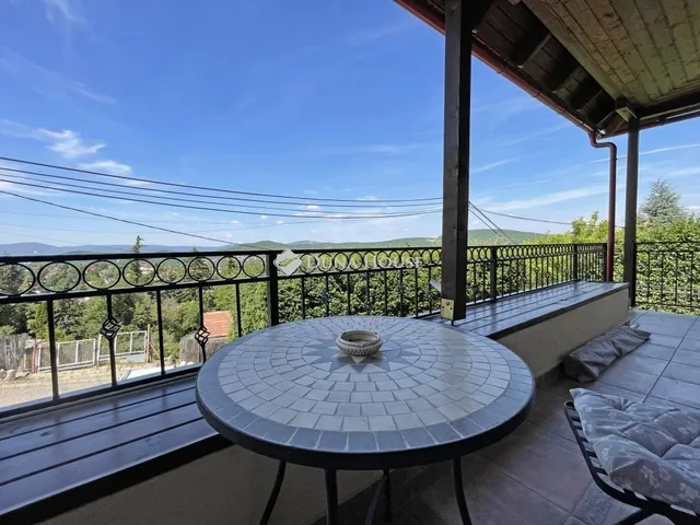 Eladó ház Budapest II. kerület, Remetekertváros 237 nm