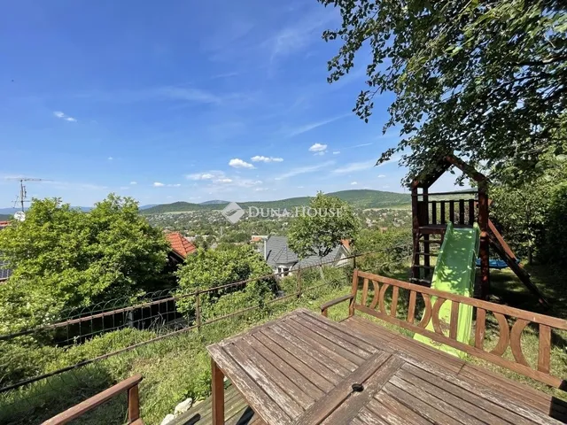 Eladó ház Budapest II. kerület, Remetekertváros 237 nm