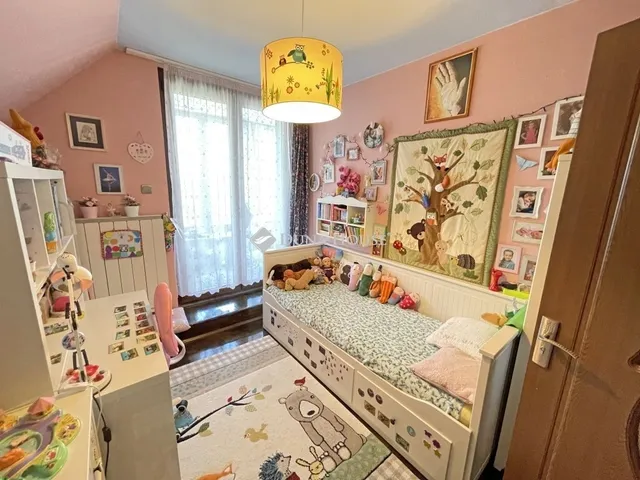 Eladó ház Budapest II. kerület, Remetekertváros 237 nm