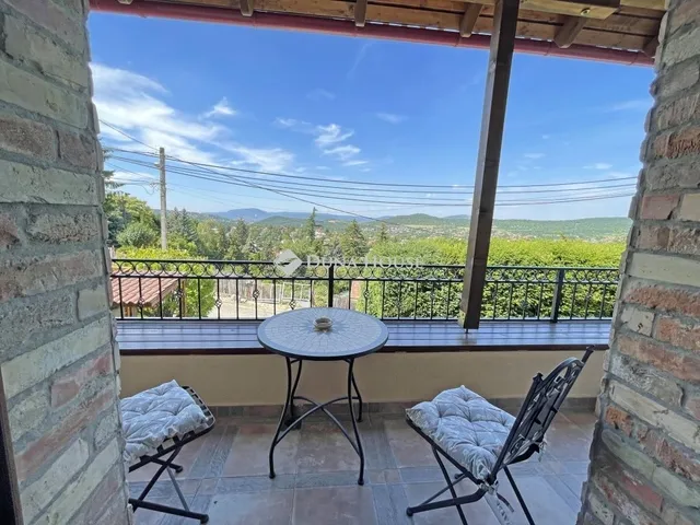 Eladó ház Budapest II. kerület, Remetekertváros 237 nm