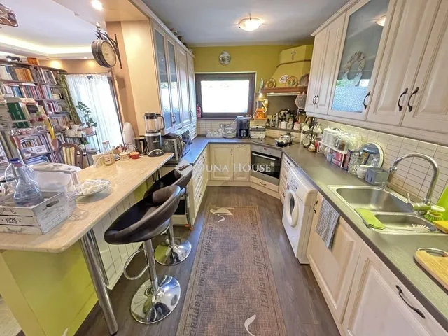 Eladó ház Budapest II. kerület, Remetekertváros 237 nm