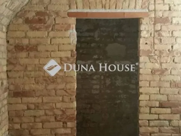 Eladó kereskedelmi és ipari ingatlan Budapest VIII. kerület 118 nm