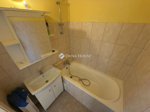 Eladó lakás Budapest XIX. kerület, Kispest lakótelep 59 nm