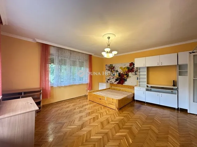 Eladó lakás Budapest II. kerület 82 nm