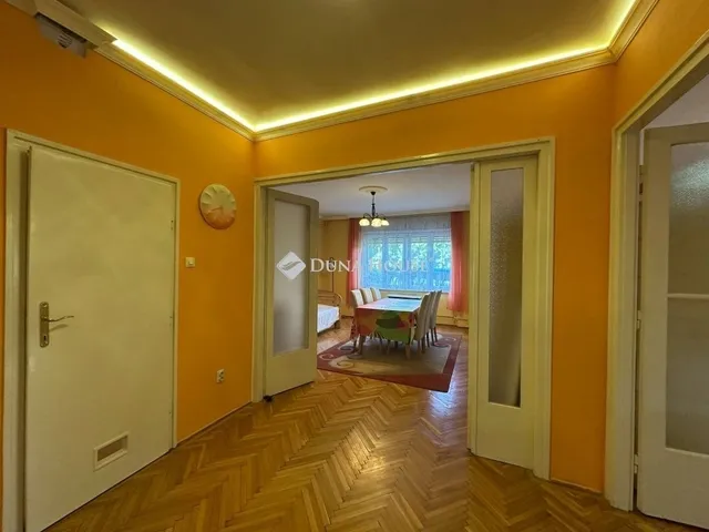 Eladó lakás Budapest II. kerület 82 nm