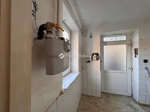 Eladó lakás Budapest II. kerület 28 nm
