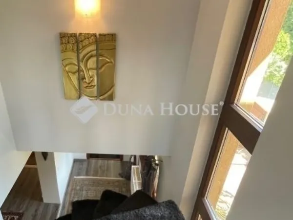 Eladó ház Budapest II. kerület, Széphalom 367 nm