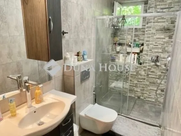 Eladó ház Budapest II. kerület, Széphalom 367 nm