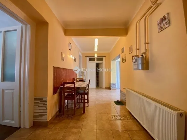 Eladó ház Budapest XXIII. kerület, Soroksár 200 nm