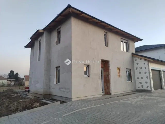 Eladó ház Vecsés 147 nm