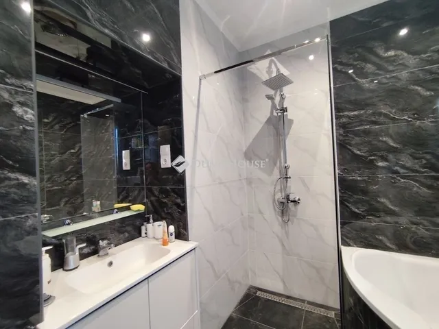 Eladó lakás Ócsa 78 nm