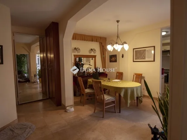 Eladó ház Budapest XIX. kerület, Óváros 340 nm