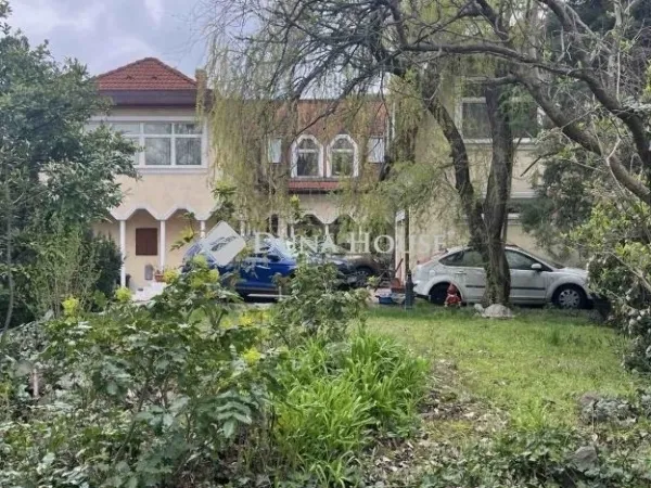 Eladó ház Budapest XIX. kerület, Óváros 340 nm