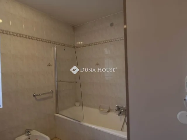 Eladó ház Budapest XIX. kerület, Óváros 340 nm