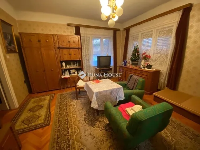 Eladó ház Budaörs 270 nm