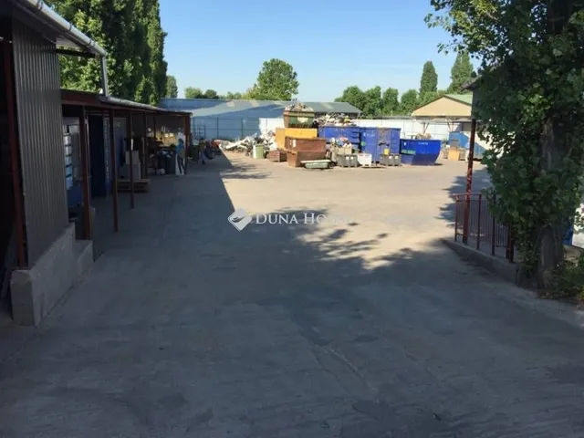 Eladó kereskedelmi és ipari ingatlan Budapest IX. kerület 2000 nm