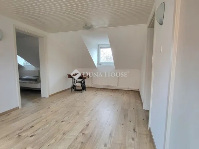 Eladó ház Budapest III. kerület 189 nm