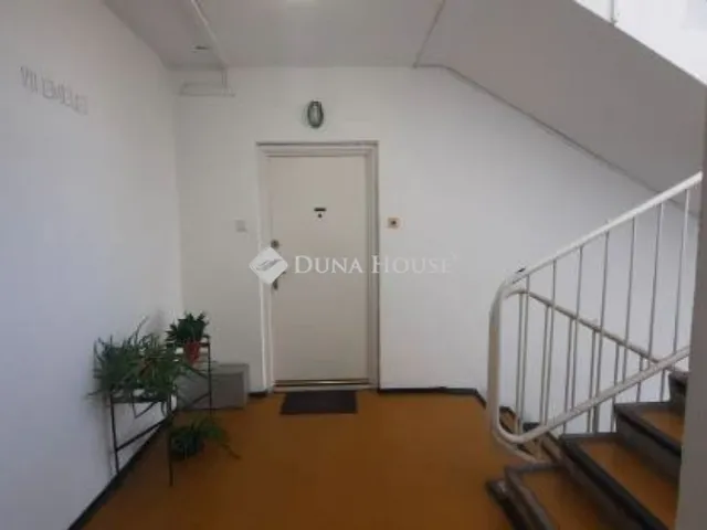 Eladó lakás Budapest III. kerület 66 nm
