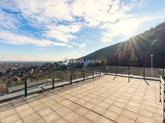 Eladó lakás Budapest III. kerület 67 nm