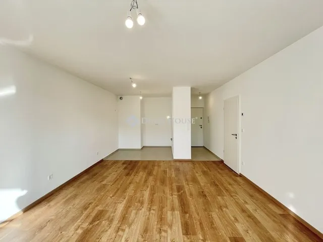 Eladó lakás Budapest III. kerület 50 nm