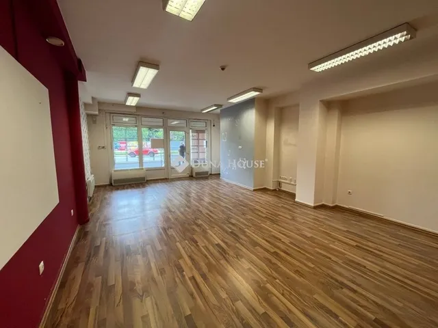 Eladó kereskedelmi és ipari ingatlan Budapest III. kerület 60 nm