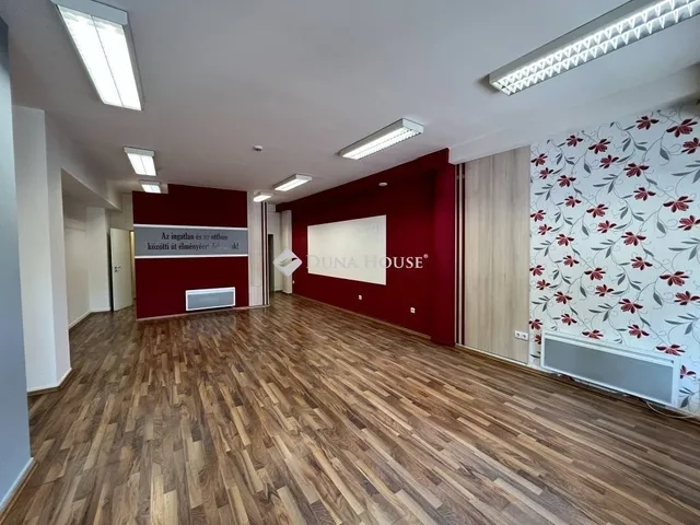 Eladó kereskedelmi és ipari ingatlan Budapest III. kerület 60 nm