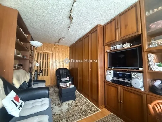 Eladó lakás Budapest III. kerület, Békásmegyer 49 nm