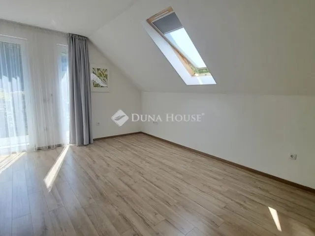 Eladó lakás Budapest III. kerület 124 nm