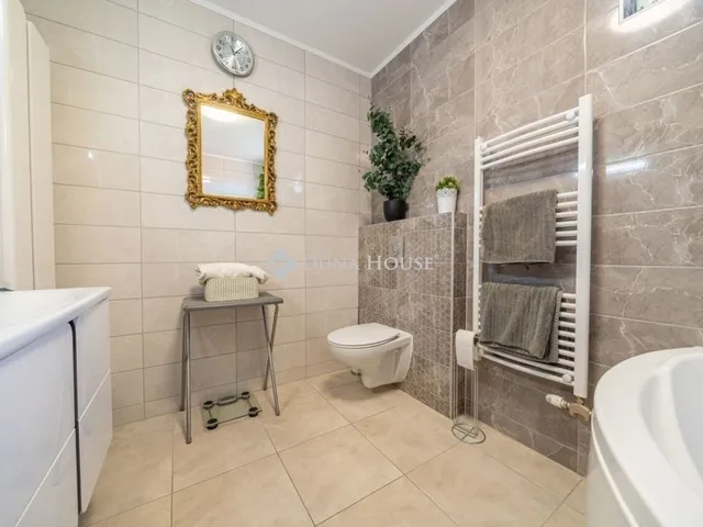 Eladó lakás Budapest XVIII. kerület 206 nm