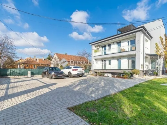 Eladó lakás Budapest XVIII. kerület 206 nm