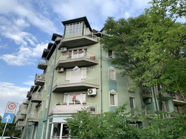 Eladó lakás Budapest III. kerület 105 nm