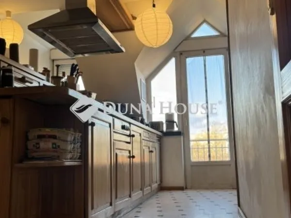 Eladó lakás Budapest III. kerület 105 nm